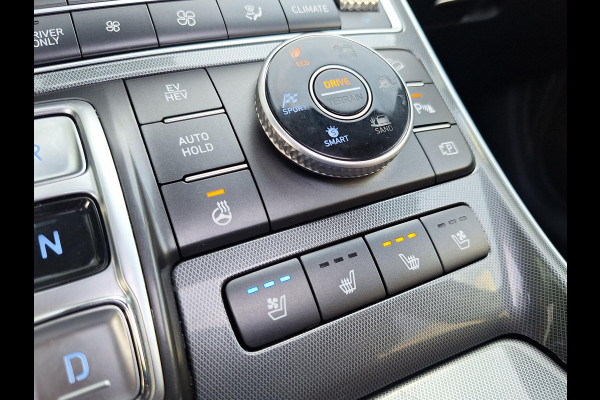 Hyundai Santa Fe 1.6 T-GDI PHEV Premium Sky | SOH: 96,8% | Panorama | Havana-Black Leder | Full LED | 360 Cam | Full Options! |