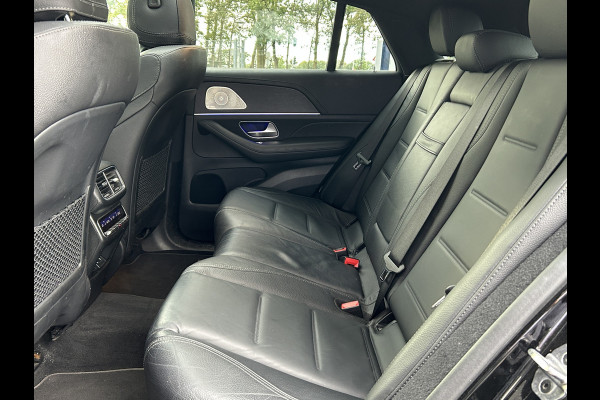 Mercedes-Benz GLE 350e Coupé 4Matic AMG // Trekhaak // Burmester // Luchtvering // Panoramadak // Headup // 22" // Memory // Nappa Leer // Distron