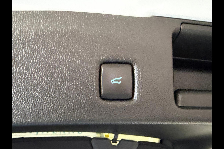 Ford Kuga 2.5 PHEV ST-Line X Navi, Camera, Carplay, Stoel/Stuurverwarming, elektrische trekhaak