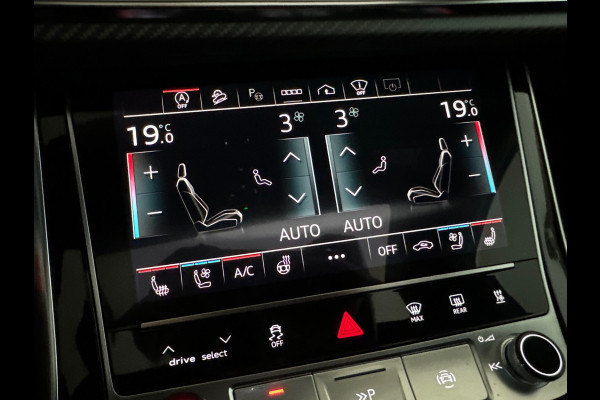 Audi SQ7 4.0 TFSI quattro 7p Pano|4-Wielsturing|Massage|Softclose