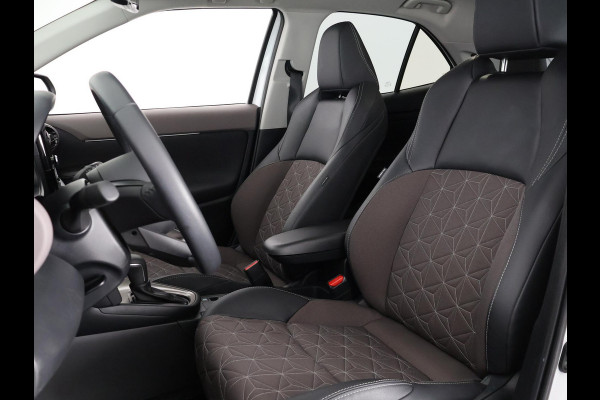 Toyota Yaris Cross 1.5 Hybrid Executive | Apple Carplay & AndroidAUTO | Stoelverwarming | Dodehoek detectie | Parkeersensoren |