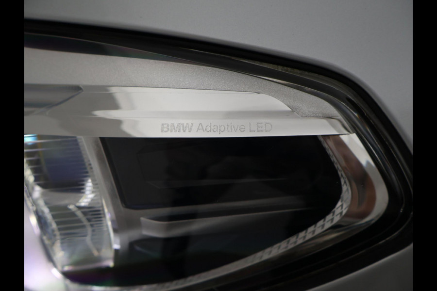 BMW X3 xDrive20i 184 PK M-SPORT H.E. EDITION + HEAD-UP | SFEERVERL. | CARPLAY | LEDER | CAMERA | 19 INCH