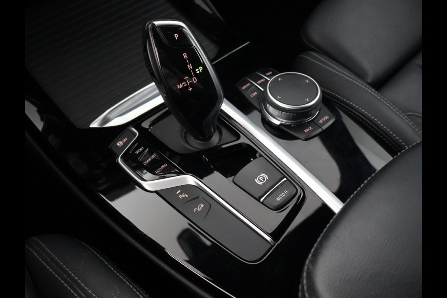 BMW X3 xDrive20i 184 PK M-SPORT H.E. EDITION + HEAD-UP | SFEERVERL. | CARPLAY | LEDER | CAMERA | 19 INCH