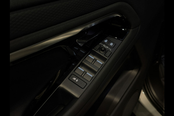 Land Rover Range Rover Evoque 1.5 P300e AWD R-Dynamic S 309PK | Pano | Matrix | Camera | ACC | Parelmoer | 1e EIgenaar