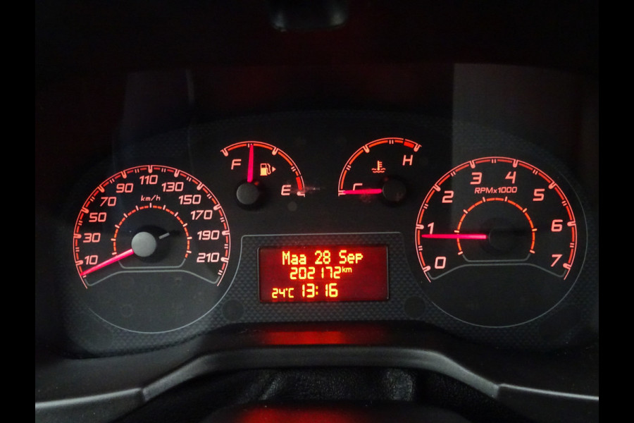 Fiat Fiorino 1.3 MJ SX * INRUIL KOOPJE !!