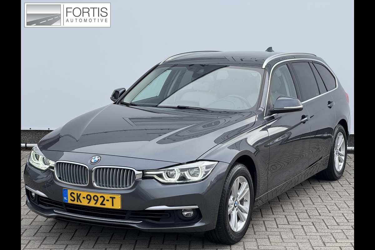 BMW 3 Serie Touring 318i Edition Luxury Line Purity Executive NL-AUTO | LEDER | STOELVERWARMING | NAVI