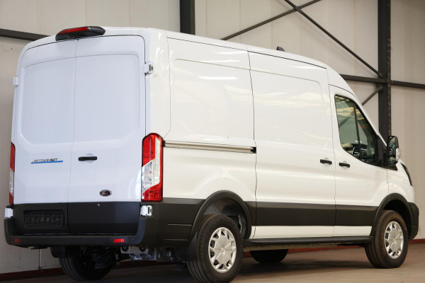 Ford E-Transit 350 L2H2 Trend 68 kWh ON BOARD POWER