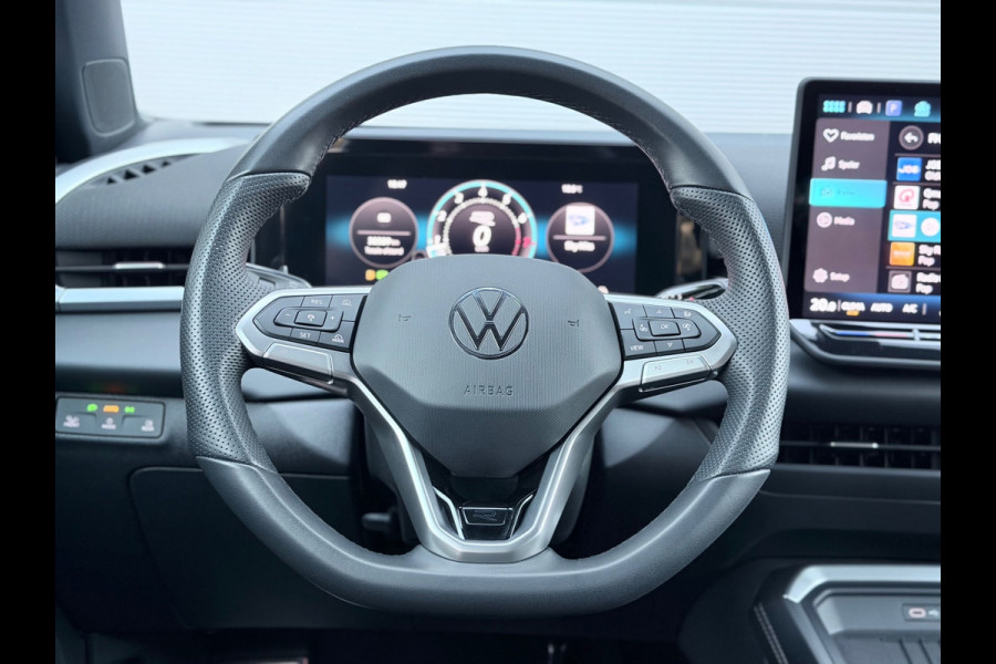 Volkswagen T-Roc 1.5 eTSI R-Line Matrix/Camera/Blindspot