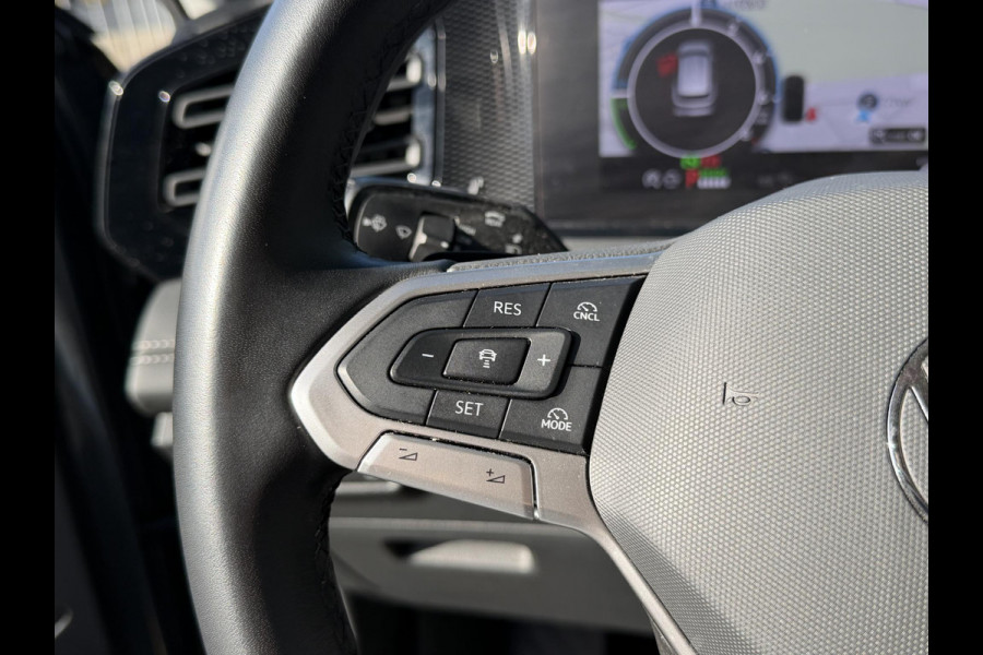 Volkswagen Tiguan 1.5 eHybrid Life Edition PHEV 18"/SOH 97%/Trekhaak/Stoel + stuurverwarming/Matrix LED/Camera/Adaptieve cruise/Dodehoek/Keyless/PDC/Elektrische klep