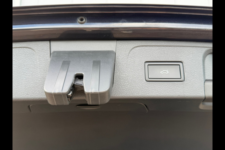 Volkswagen Passat Variant 1.4 TSI PHEV GTE Business | SOH 89% | Ergo Active | Camera | Trekhaak