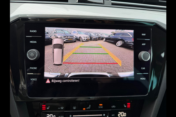 Volkswagen Passat Variant 1.4 TSI PHEV GTE Business | SOH 89% | Ergo Active | Camera | Trekhaak