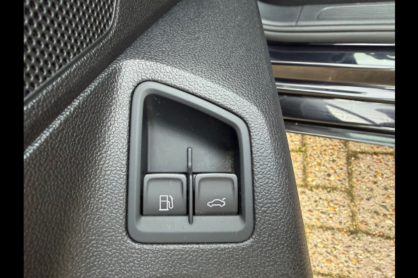 Volkswagen Passat Variant 1.4 TSI PHEV GTE Business | SOH 89% | Ergo Active | Camera | Trekhaak