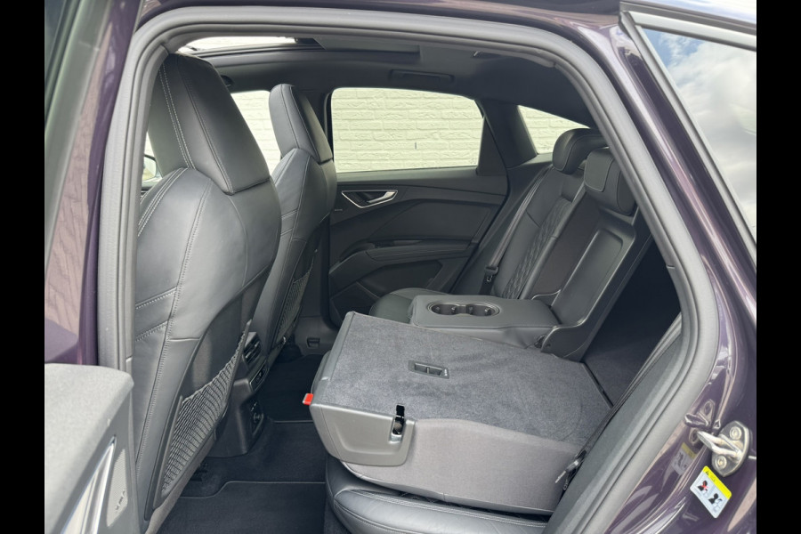 Audi Q4 Sportback e-tron 40 S-line Competition SOH 91% Pano dak Blokjes leder Sonos 21 inch + all season