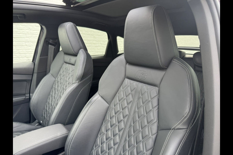 Audi Q4 Sportback e-tron 40 S-line Competition SOH 91% Pano dak Blokjes leder Sonos 21 inch + all season