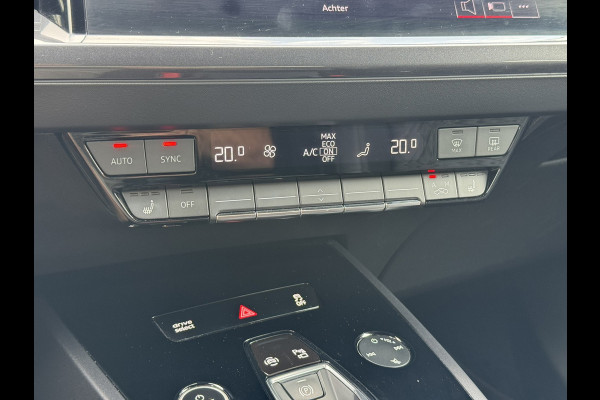 Audi Q4 Sportback e-tron 40 S-line Competition SOH 91% Pano dak Blokjes leder Sonos 21 inch + all season