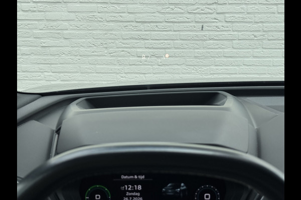 Audi Q4 Sportback e-tron 40 S-line Competition SOH 91% Pano dak Blokjes leder Sonos 21 inch + all season