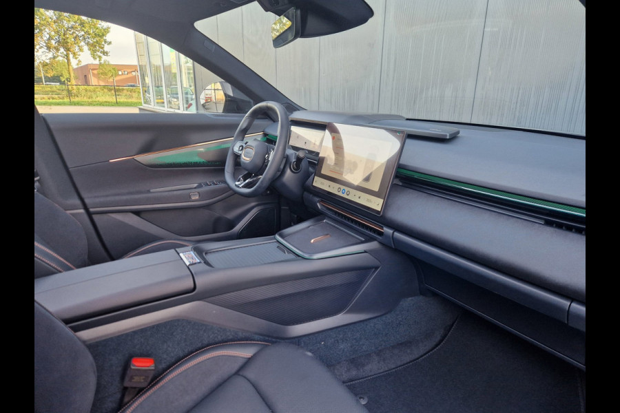 Lynk & Co 08 1.5 PHEV More /200 km WLTP /Direct wegrijden!