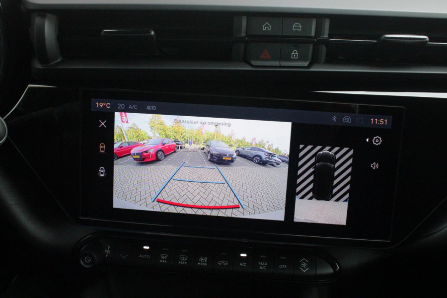 Alfa Romeo junior 1.2 145PK AUTOMAAT Hybrid IBRIDA TI | TECHNO PACK: (LED MATRIX KOPLAMPEN, DRAADLOZE TELEFOONLADER, DODEHOEK DETECTIE, PARKEERSENSOREN VOOR ACHTER EN ZIJKANT, NAVIGATIE, ELEKTRISCH BEDIENBARE ACHTERKLEP, KEYLESS ENTRY, ADAPTIVE CRUISE CONTROL, ACHTERUITRIJ CAMERA) | PACK TI: (ELEKTRISCH BEDIENBARE BESTUUDERSSTOEL, VERKEERSBORDEN WEERGAVE, GETINTE ACHTERRUITEN, SFEER VERLICHTING, GLANZEND ZWARTE BODYKIT, 10,25" TOUCHSCREEN, LEDEREN STUURWIEL, VERSTELBARE KOFFERVLOER OP 3 NIVEAUS) | 18" LICHTMETALEN VELGEN "FORI" | DRAADLOZE APPLE CARPLAY/ANDROID AUTO | MASSAGE FUNCTIE OP