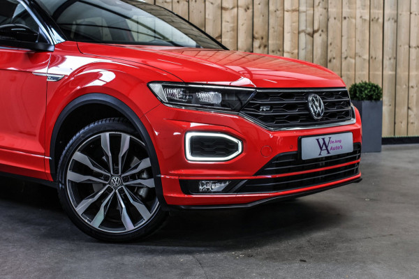 Volkswagen T-Roc 1.5 TSI 3X R-Line *Pano*Camera*Virtual*Trekhaak*