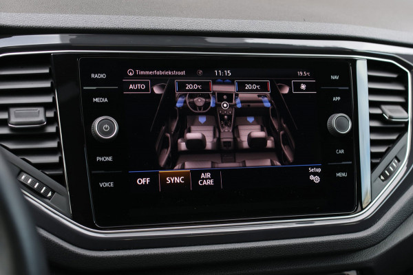 Volkswagen T-Roc 1.5 TSI 3X R-Line *Pano*Camera*Virtual*Trekhaak*