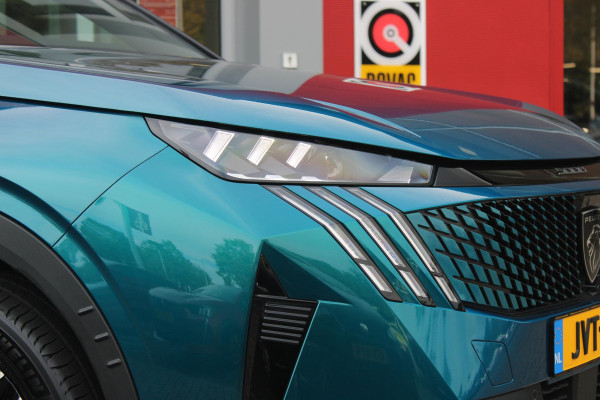 Peugeot 5008 1.2 Hybrid 145PK AUTOMAAT GT 7p | PANORAMISCH SCHUIFDAK PACK | 360° VISION & DRIVE ASSIST PLUS PACK: (360° CAMERA, BUITENSPIEGELS MET KANTELFUNCTIE, DRIVE ASSIST 2.0, DRAADLOZE TELEFOONLADER, ANTIDIEFSTALALARM) | BEKLEDING ALCANTARA/KUNSTLEDER | SEAT PACK COMFORT: (AGR BESTUUDERSSTOEL EN PASSAGIERSSTOEL ELEKTRISCH VERSTELBAAR MET MASSAGE FUNCTIE, BESTUUDERSSTOEL MET GEHEUGENFUNCTIE, BUITENSTE ZITPLAATSEN ACHTERBANK VERWARMBAAR) | GLANZEND ZWARTE DAKRAILS | BLUE OBSESSION | 19" LICHTMETALEN VELGEN "BREDA" | DRAADLOZE TELEFOONLADER | APPLE CARPLAY/ANDROID AUTO DRAADLOOS