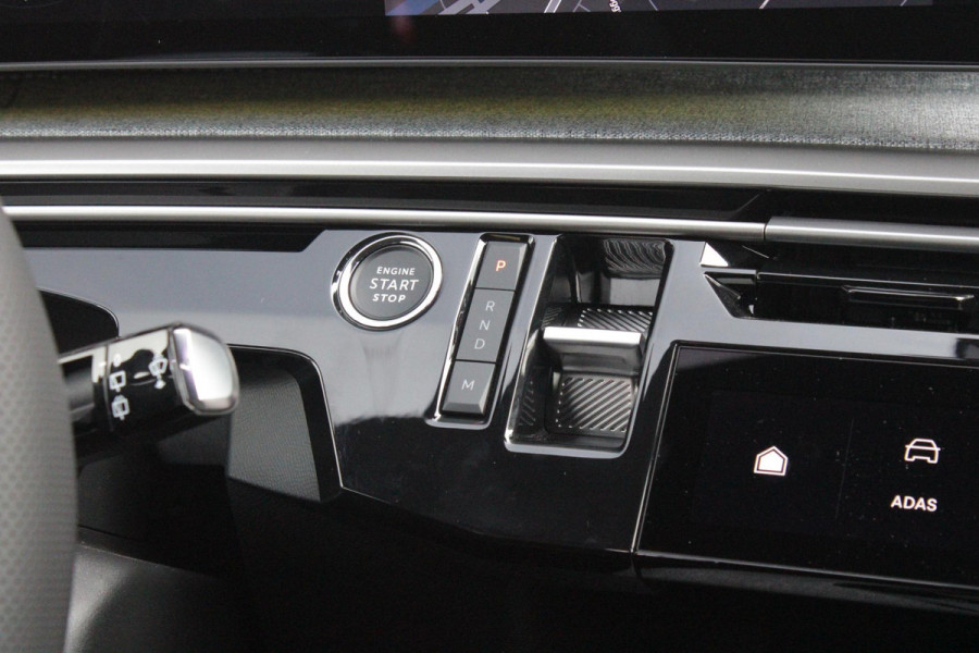 Peugeot 5008 1.2 Hybrid 145PK AUTOMAAT GT 7p | PANORAMISCH SCHUIFDAK PACK | 360° VISION & DRIVE ASSIST PLUS PACK: (360° CAMERA, BUITENSPIEGELS MET KANTELFUNCTIE, DRIVE ASSIST 2.0, DRAADLOZE TELEFOONLADER, ANTIDIEFSTALALARM) | BEKLEDING ALCANTARA/KUNSTLEDER | SEAT PACK COMFORT: (AGR BESTUUDERSSTOEL EN PASSAGIERSSTOEL ELEKTRISCH VERSTELBAAR MET MASSAGE FUNCTIE, BESTUUDERSSTOEL MET GEHEUGENFUNCTIE, BUITENSTE ZITPLAATSEN ACHTERBANK VERWARMBAAR) | GLANZEND ZWARTE DAKRAILS | BLUE OBSESSION | 19" LICHTMETALEN VELGEN "BREDA" | DRAADLOZE TELEFOONLADER | APPLE CARPLAY/ANDROID AUTO DRAADLOOS