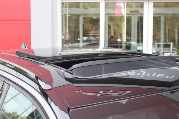Peugeot 5008 1.2 Hybrid 145PK AUTOMAAT GT 7p | PANORAMISCH SCHUIFDAK PACK | 360° VISION & DRIVE ASSIST PLUS PACK: (360° CAMERA, BUITENSPIEGELS MET KANTELFUNCTIE, DRIVE ASSIST 2.0, DRAADLOZE TELEFOONLADER, ANTIDIEFSTALALARM) | BEKLEDING ALCANTARA/KUNSTLEDER | SEAT PACK COMFORT: (AGR BESTUUDERSSTOEL EN PASSAGIERSSTOEL ELEKTRISCH VERSTELBAAR MET MASSAGE FUNCTIE, BESTUUDERSSTOEL MET GEHEUGENFUNCTIE, BUITENSTE ZITPLAATSEN ACHTERBANK VERWARMBAAR) | GLANZEND ZWARTE DAKRAILS | BLUE OBSESSION | 19" LICHTMETALEN VELGEN "BREDA" | DRAADLOZE TELEFOONLADER | APPLE CARPLAY/ANDROID AUTO DRAADLOOS