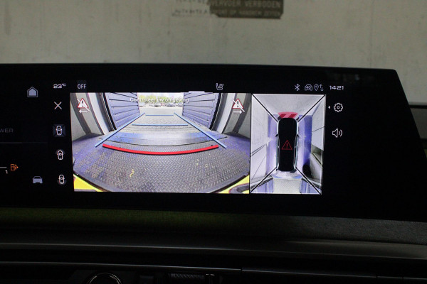 Peugeot 5008 1.2 Hybrid 145PK AUTOMAAT GT 7p | PANORAMISCH SCHUIFDAK PACK | 360° VISION & DRIVE ASSIST PLUS PACK: (360° CAMERA, BUITENSPIEGELS MET KANTELFUNCTIE, DRIVE ASSIST 2.0, DRAADLOZE TELEFOONLADER, ANTIDIEFSTALALARM) | BEKLEDING ALCANTARA/KUNSTLEDER | SEAT PACK COMFORT: (AGR BESTUUDERSSTOEL EN PASSAGIERSSTOEL ELEKTRISCH VERSTELBAAR MET MASSAGE FUNCTIE, BESTUUDERSSTOEL MET GEHEUGENFUNCTIE, BUITENSTE ZITPLAATSEN ACHTERBANK VERWARMBAAR) | GLANZEND ZWARTE DAKRAILS | BLUE OBSESSION | 19" LICHTMETALEN VELGEN "BREDA" | DRAADLOZE TELEFOONLADER | APPLE CARPLAY/ANDROID AUTO DRAADLOOS