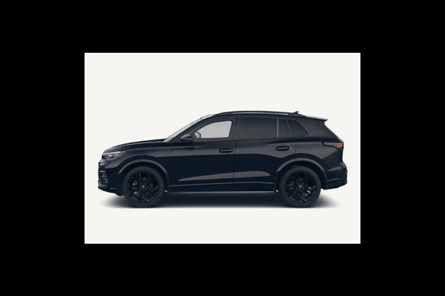 Volkswagen Tiguan 1.5 eTSI 150PK DSG R-Line Black Style | Panorama | HUD | Trekhaak | 360° Camera | Nieuw