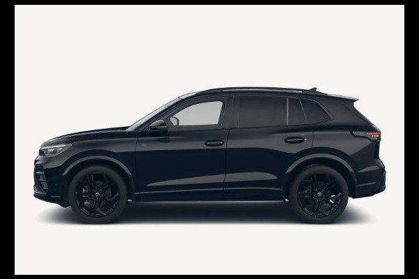 Volkswagen Tiguan 1.5 eTSI 150PK DSG R-Line Black Style | Panorama | HUD | Trekhaak | 360° Camera | Nieuw