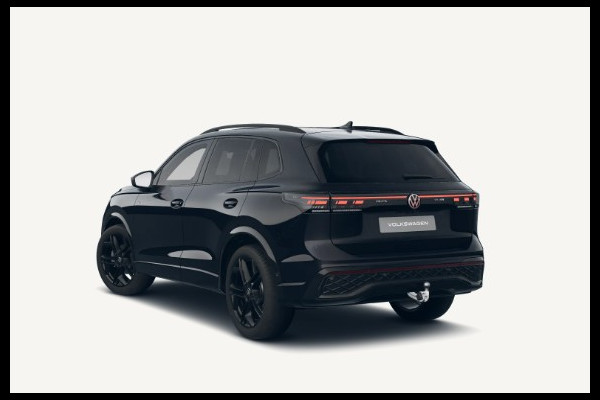 Volkswagen Tiguan 1.5 eTSI 150PK DSG R-Line Black Style | Panorama | HUD | Trekhaak | 360° Camera | Nieuw