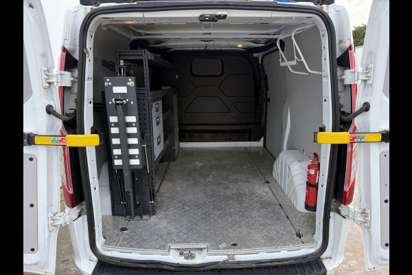 Ford Transit Custom 340 1.0 PHEV 120PK L1 *ELEKTRO MOTOR KAPOT* PHEV Inbouwkast Dakrailing Dodehoekdetectie Cruise control Airco Stoelverwarming Parkeersensoren v+a Laadkabel