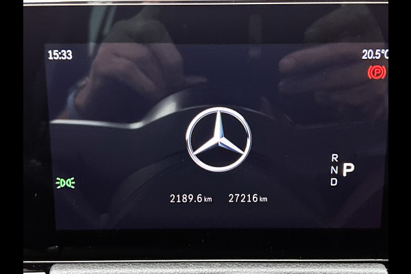 Mercedes-Benz EQA 250+ Essential Line 71 kWh | Achteruitrijcamera | Sfeerverlichting | Stoelverwarming | Navigatie | Chroompakket | Smartphone integratie| Inclusief 24 maanden Mercedes-Benz Certified garantie voor Europa.