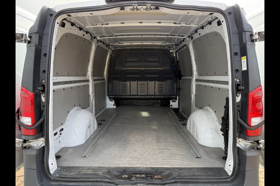 Mercedes-Benz Vito 116 1.9 CDI Automaat L3 XL Climate Control Cruise Control Camera Stoelverwarming Parkeersensoren voor achter