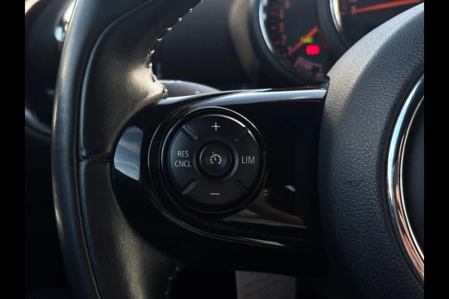 MINI Clubman 1.5 One Chili 5drs (Goed OnderH, StoelV, Carplay (optioneel), Leder, StoelV, Climate Con, Etc)