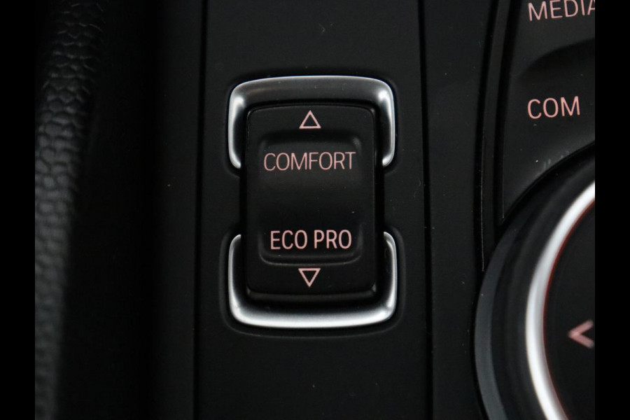 BMW i3 Basis 120Ah 42 kWh | SOH 85 % | Navigatie | LED | Harman Kardon | Stoelverwaming |