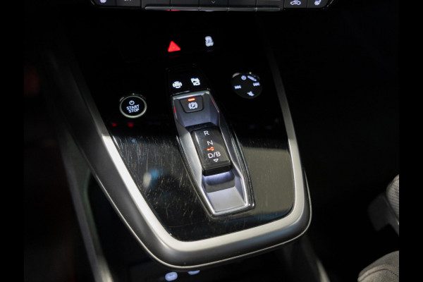 Audi Q4 e-tron 40 Launch edition Advanced Plus 77 kWh / 204pk / Panorama dak / Warmtepomp / Head-up display / Stoelverwarming /
