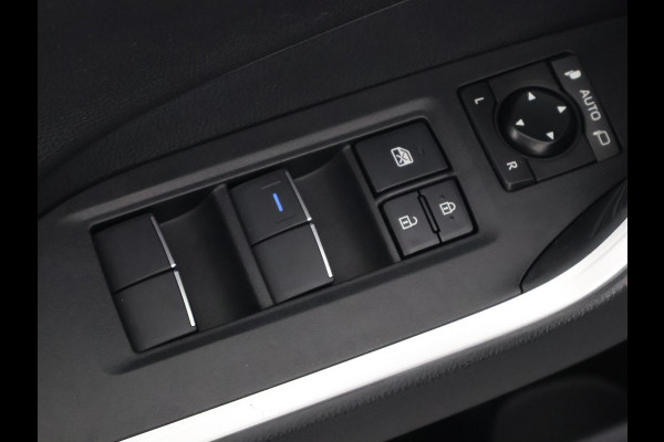 Toyota RAV4 2.5 Hybrid Business Edition | Trekhaak | Apple Carplay & AndroidAUTO | Camera | Lichtmetalen velgen |