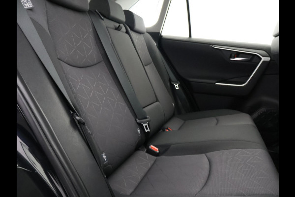 Toyota RAV4 2.5 Hybrid Business Edition | Trekhaak | Apple Carplay & AndroidAUTO | Camera | Lichtmetalen velgen |