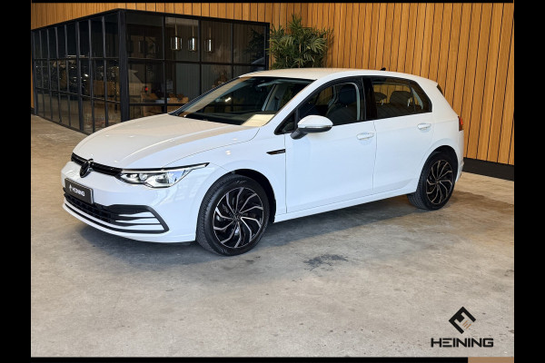 Volkswagen Golf 1.5 TSI Life Navi. Apple-carplay. PDC. Adaptive-cruise, 82500 KM met NAP