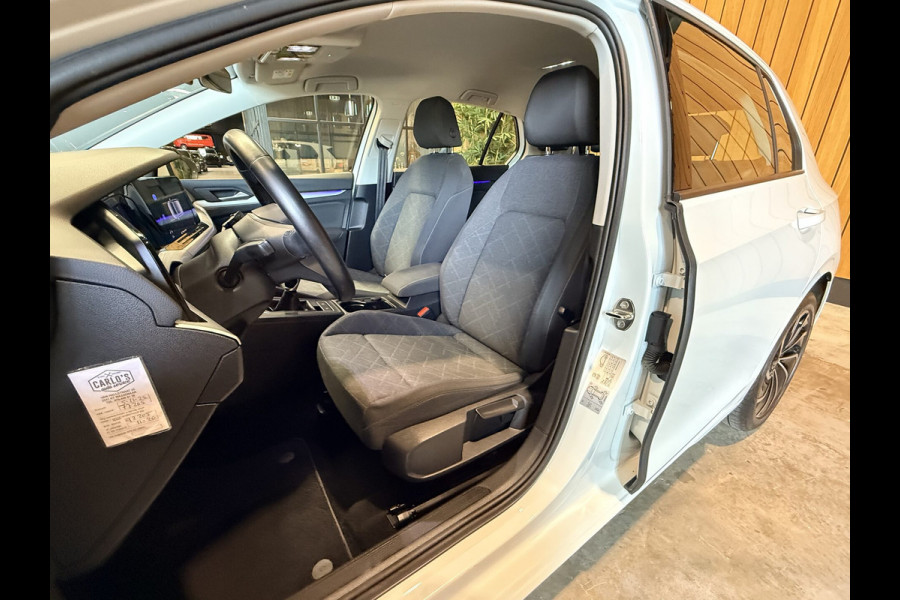 Volkswagen Golf 1.5 TSI Life Navi. Apple-carplay. PDC. Adaptive-cruise, 82500 KM met NAP