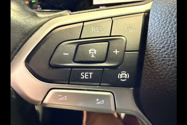Volkswagen Golf 1.5 TSI Life Navi. Apple-carplay. PDC. Adaptive-cruise, 82500 KM met NAP