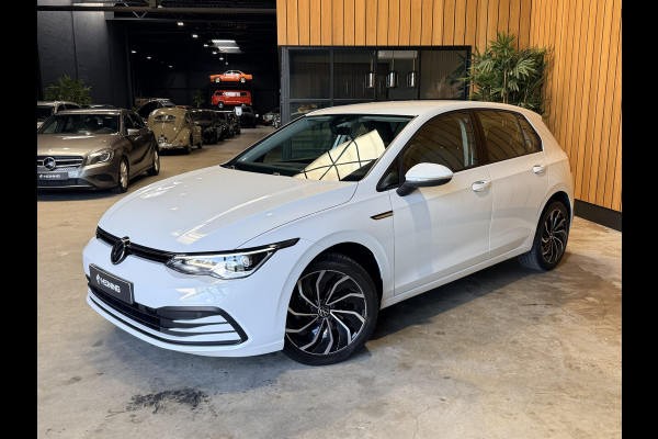 Volkswagen Golf 1.5 TSI Life Navi. Apple-carplay. PDC. Adaptive-cruise, 82500 KM met NAP