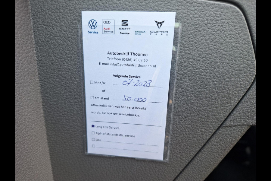 Volkswagen Transporter 2.0 TDI L2H1 30 DC Bulli Automaat | NL-Auto | Trekhaak | Blindspot | Park Assist | Airbag-Pack |