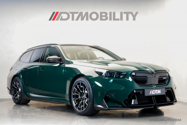 BMW 5 Serie Touring M5 | M-Drivers & Performance Pack | Keramisch | Akrapovič | Goodwood Grün |