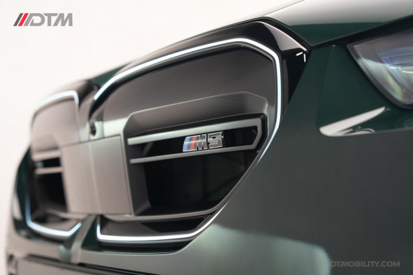 BMW 5 Serie Touring M5 | M-Drivers & Performance Pack | Keramisch | Akrapovič | Goodwood Grün |