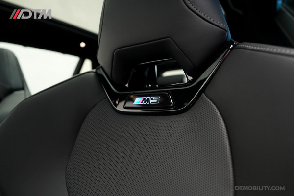 BMW 5 Serie Touring M5 | M-Drivers & Performance Pack | Keramisch | Akrapovič | Goodwood Grün |