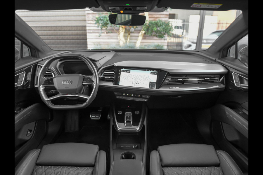 Audi Q4 e-tron 50 quattro S-Line 77 kWh Leren Bekleding Panoramadak ACC Matrix 21 inch Velgen