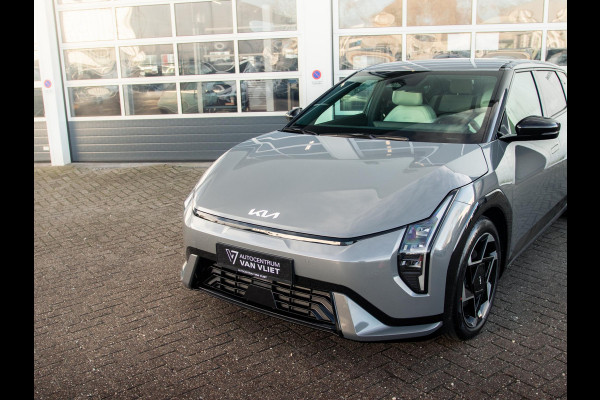 Kia EV4 Fastback GT-Line Business Edition 81.4 kWh | Direct leverbaar | Gunstige fiscale waarde! | Navi. | Clima. | Adapt. Cruise. | Stoel&Stuur Verwarming | Dodehoekassistentie | GT-Line Vegan Lederen Stoelbekleding