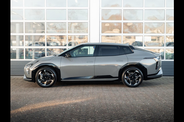 Kia EV4 Fastback GT-Line Business Edition 81.4 kWh | Direct leverbaar | Gunstige fiscale waarde! | Navi. | Clima. | Adapt. Cruise. | Stoel&Stuur Verwarming | Dodehoekassistentie | GT-Line Vegan Lederen Stoelbekleding